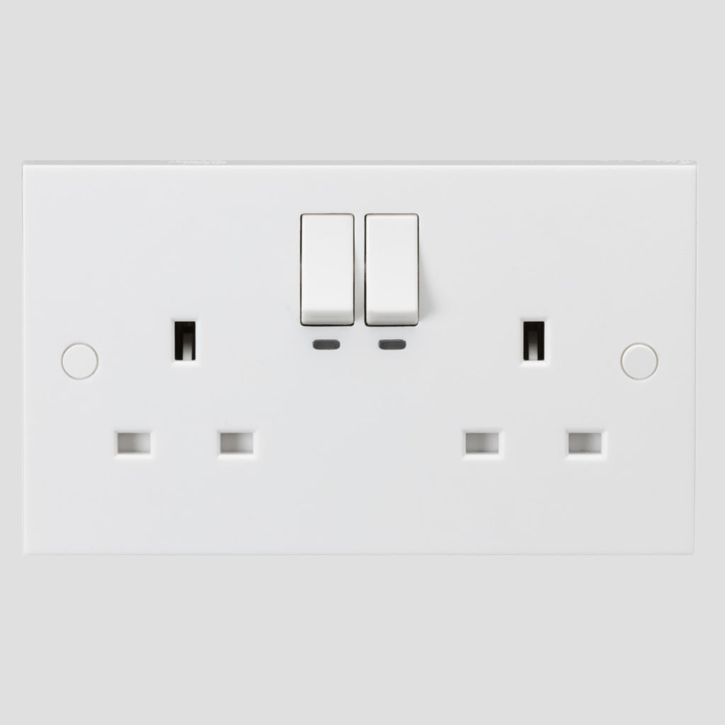 Knightsbridge - 13A 2G Smart Square Edge Switched Socket   SN9KW
